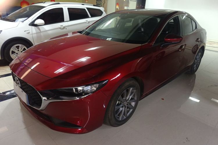 Used Mazda 3 Axela 2020 1.5L Automatic Luxury Version