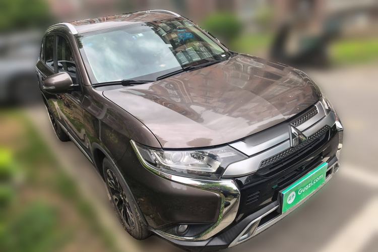 Used Mitsubishi Outlander 2019 2.0L Two-Wheel Drive Comfort Edition 5 Seats China VI Standard