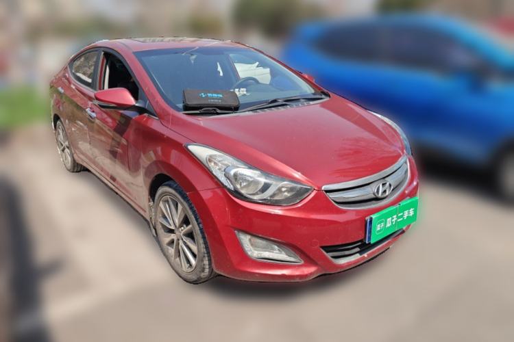 Used Hyundai Elantra (5th Generation / Langdong) 2015 1.6L Automatic Leading Model Front Right 45 Deg