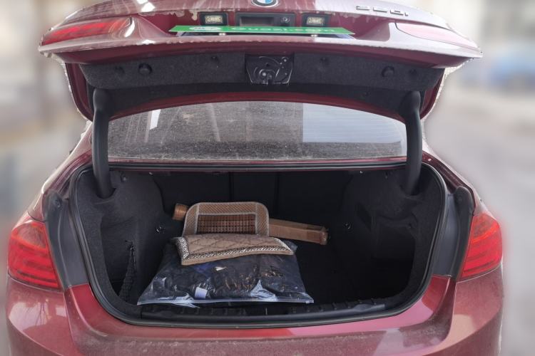 Used BMW 3 Series 2015 320i Luxury Line Stylish Edition
