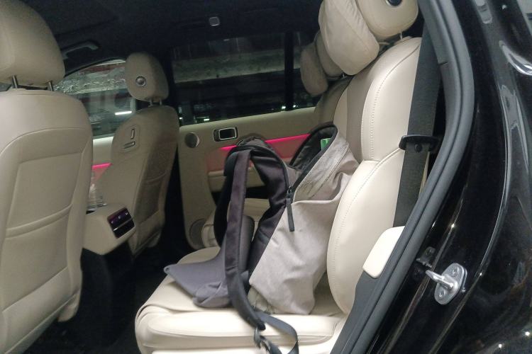 Used Li Auto L8 2023 Air model
