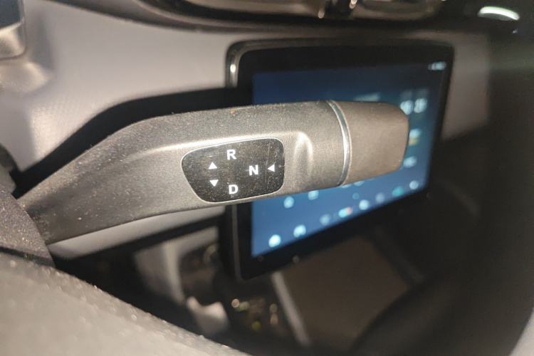 Used Leapmotor T03 2021 400 Lite Edition Lithium Iron Phosphate Gear Lever