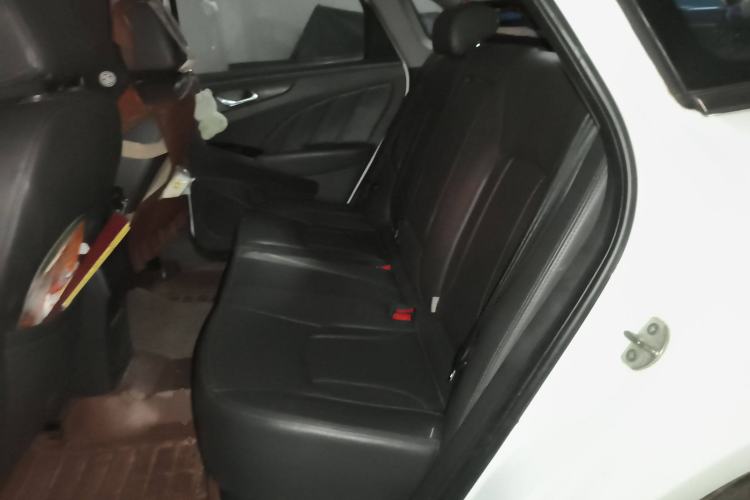 Used Chery Arrizo 7 2015 1.5T Manual ZhiShang Edition
