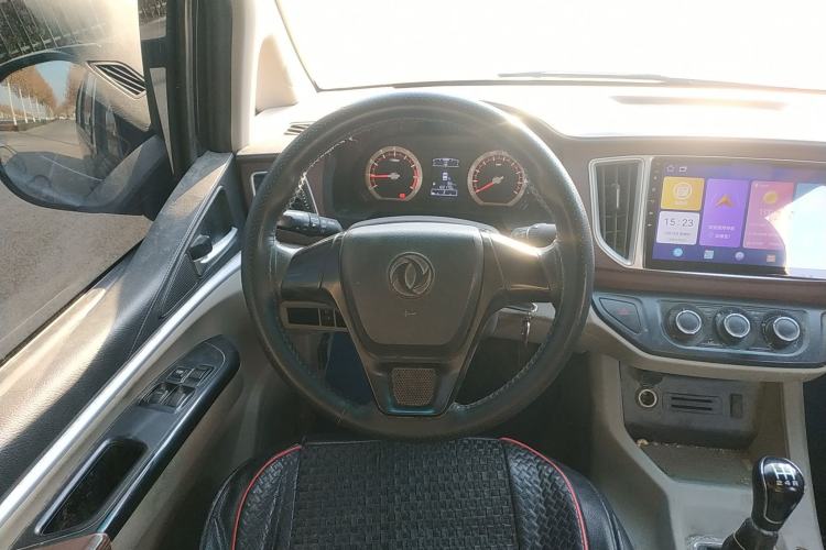 Used FORTHING Lingzhi 2017 M5L 1.6L 7-Seater Standard Model