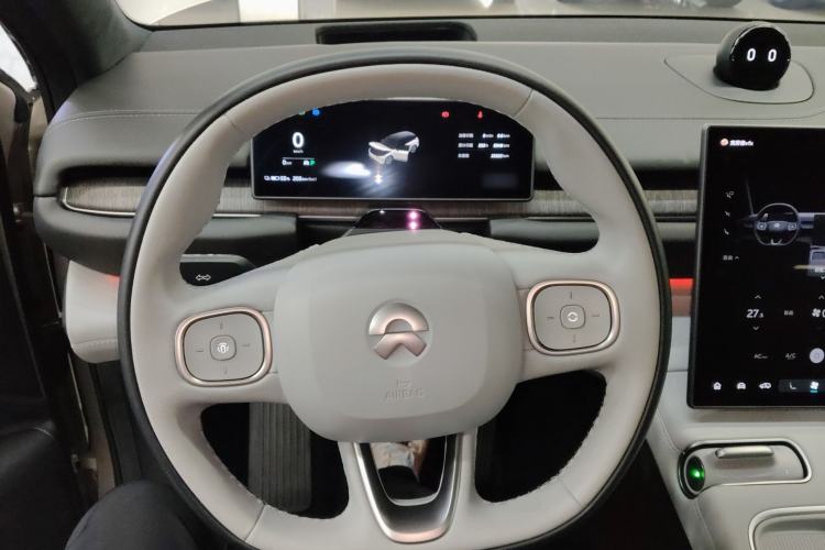 Used Nio ES6 2023 75 kWh
