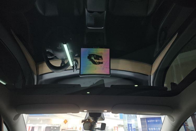 Used Tesla Model Y 2022 Long-Range All-Wheel-Drive Version