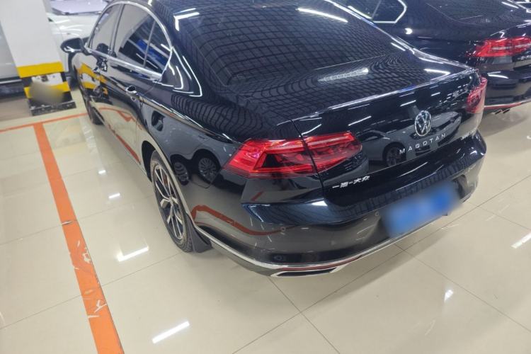 Used Volkswagen Magotan 2020 330TSI DSG Leading Model
