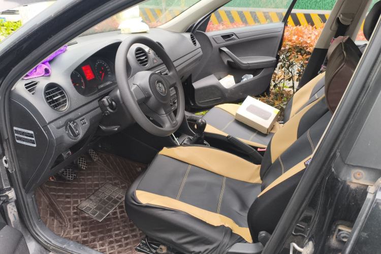 Used Volkswagen Jetta 2015 Value Edition 1.6L Manual Fashionable Style