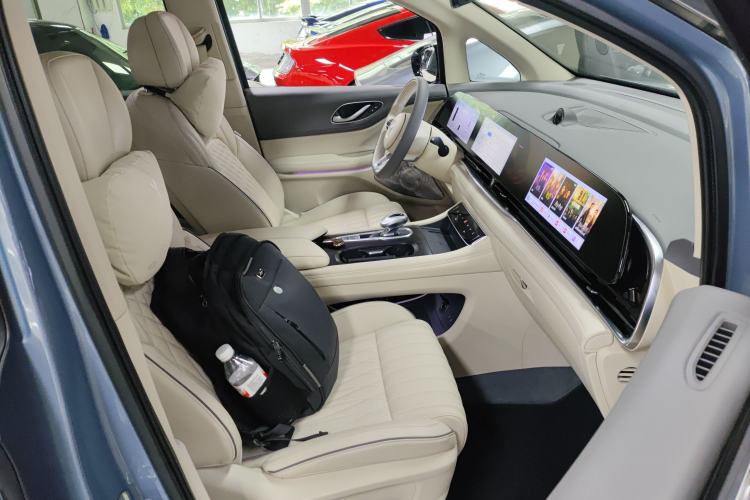 Used VOYAH Dream 2022 Low-Carbon Edition Dream+ Smart Enjoyment Package
