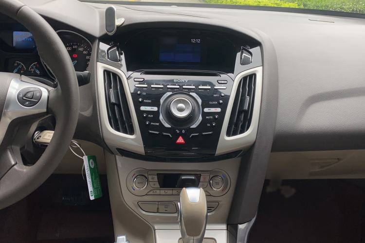 Used Ford Focus 2012 Sedan 1.6L Automatic Prestige Model Audio And AC Panel