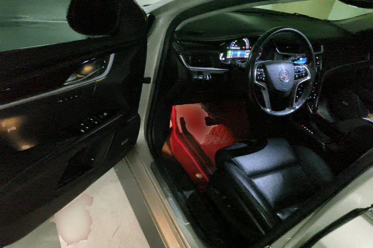 Used Cadillac XTS 2014 28T Luxury Model