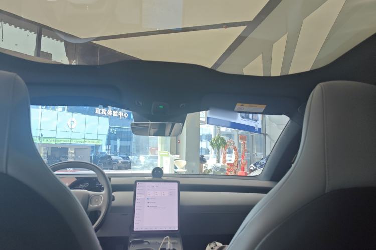 Used Nio ET5T 2024 75kWh Touring Headliner