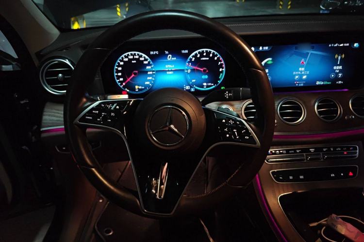 Used Mercedes-Benz E-Class New Energy 2022 Second Facelift E 350 e L Plug-in Hybrid Sedan
