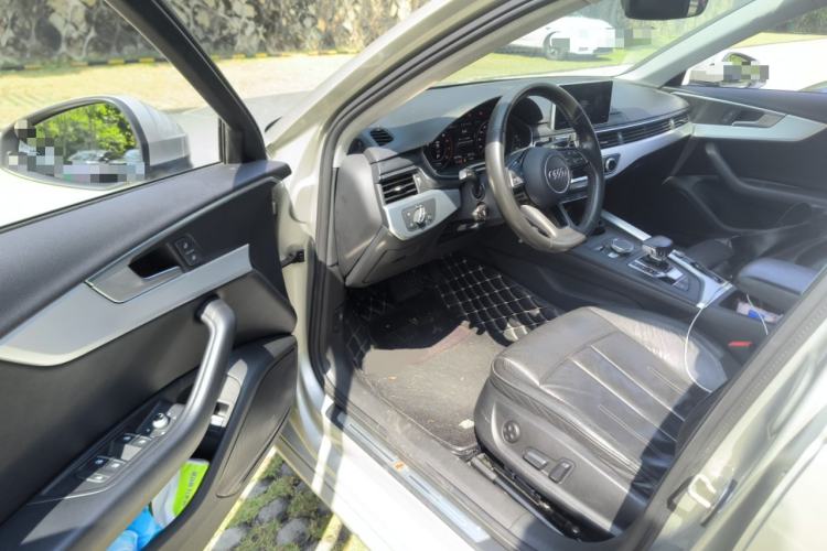 Used Audi A4L 2018 30th Anniversary Edition 40 TFSI Fashion Model