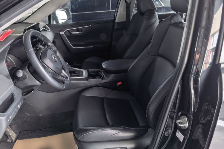 Used Toyota Wildlander 2023 2.0L CVT Two-Wheel Drive Urban Edition
