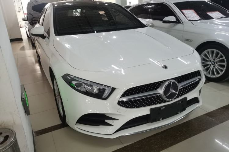 Used Mercedes-Benz A-Class 2022 Restyled A 200 L Sport Sedan Fashion Version Exterior 1