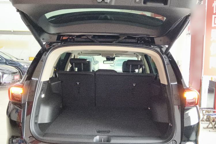 Used Buick Envision 2022 Encore Plus 652T Five-Seat All-Wheel-Drive Luxury Model