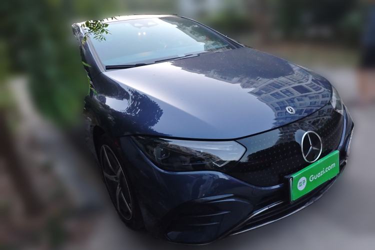 Used Mercedes-Benz EQE 2022 350 First Edition Special Version Front Right 45 Deg