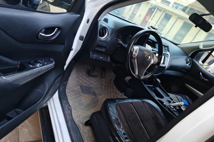 Used Nissan Navara 2017 2.5L Automatic 2WD Luxury Edition QR25