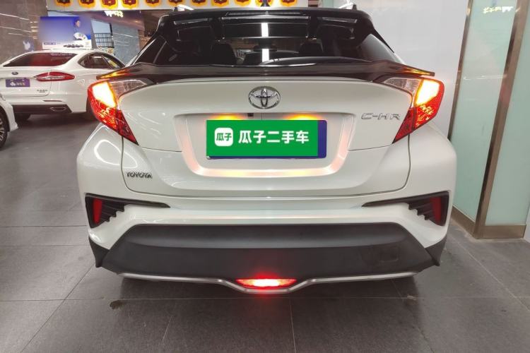 Used Toyota C-HR 2018 2.0L Leading Edition China VI