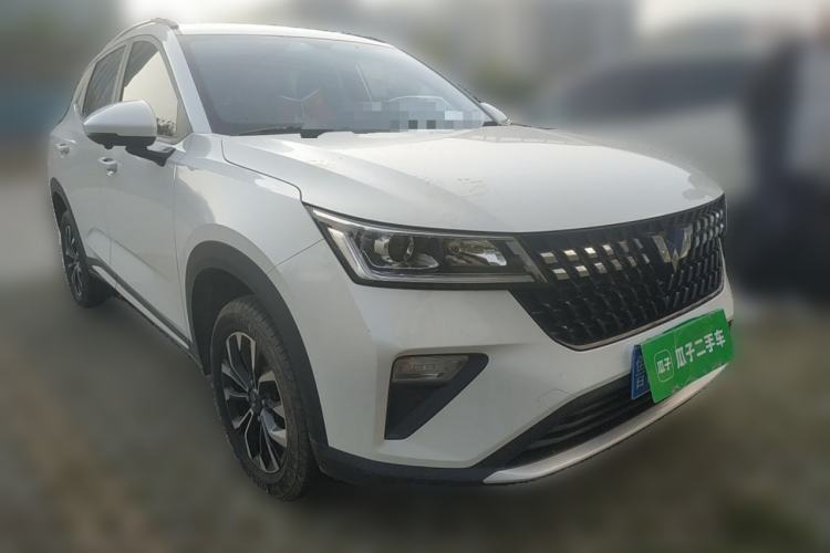 Used Wuling Alvez 2022 1.5L Manual Free-Style Model Front Right 45 Deg