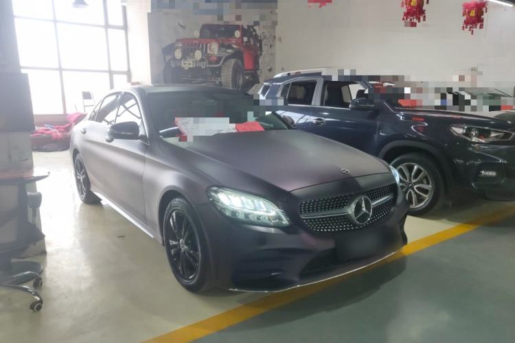 Used Mercedes-Benz C-Class 2020 Restyled C 200 L Fashion Edition Sport Version Front Right 45 Deg