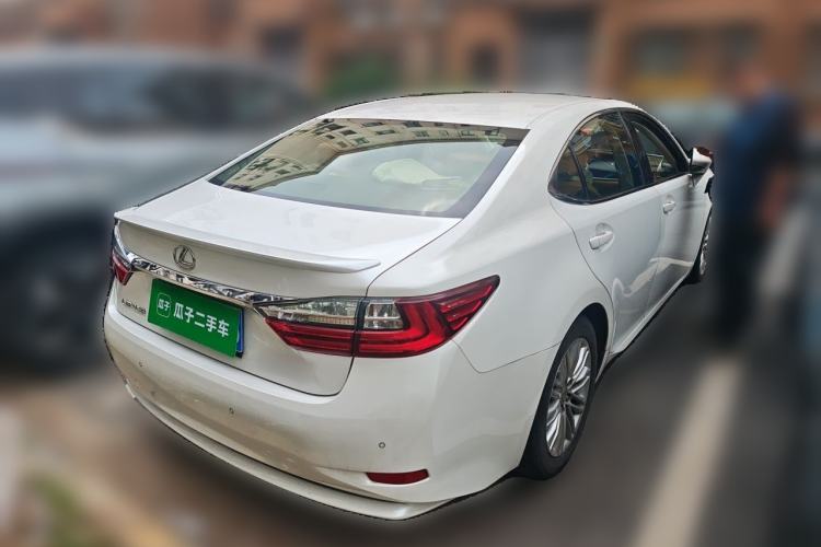 Used Lexus ES 2015 200 Elite Edition
