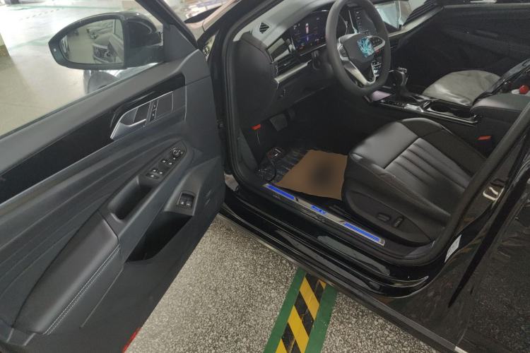 Used Volkswagen Passat New Energy 2025 430 PHEV Hybrid Business Edition
