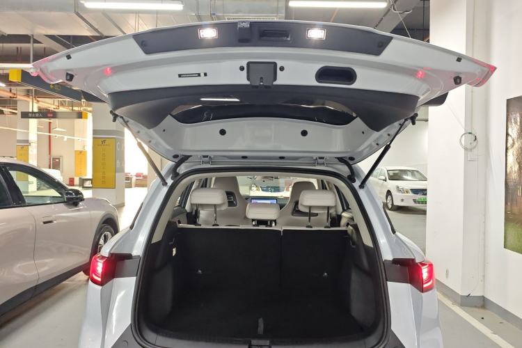 Used BYD Yuan UP 2025 Intelligent Driving Version 401 KM Dynamic Edition Trunk