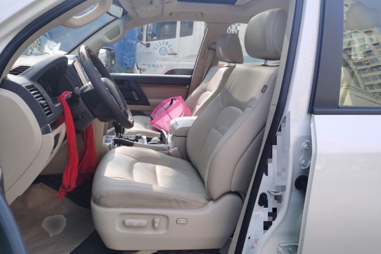 Used Toyota Land Cruiser 