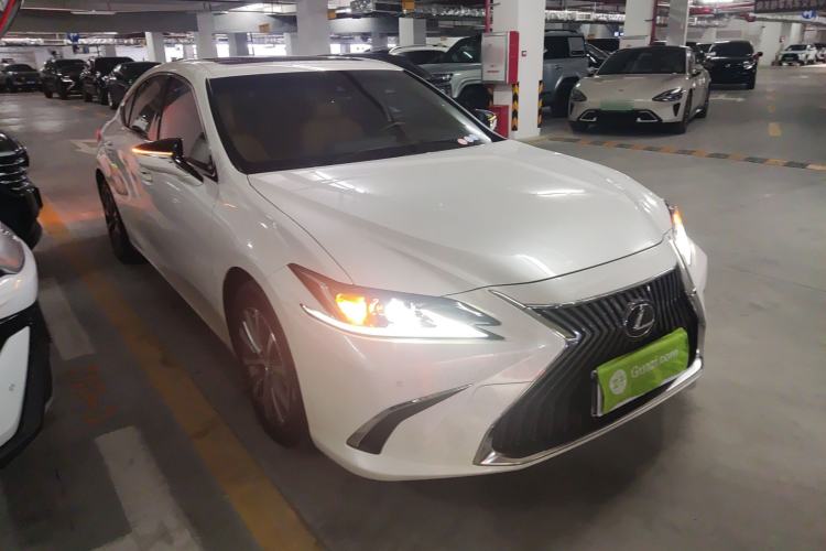 Used Lexus ES 2018 200 Excellence Edition China V Standard