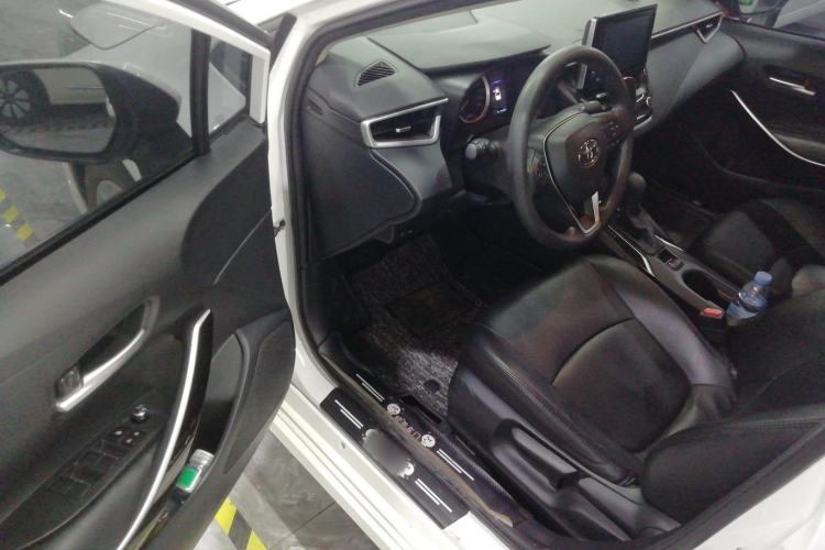 Used Toyota Corolla 2021 Dual-Motor 1.8L E-CVT Elite Edition