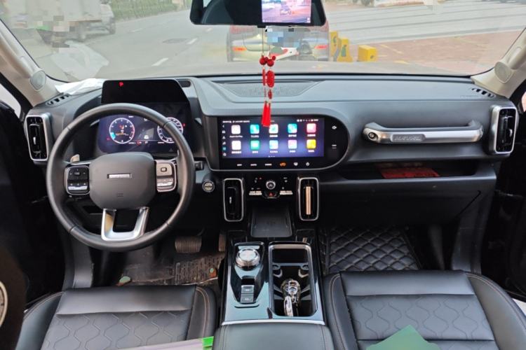 Used Haval DARGO 2021 1.5T DCT Two-Wheel Drive Border Collie Edition Center Console