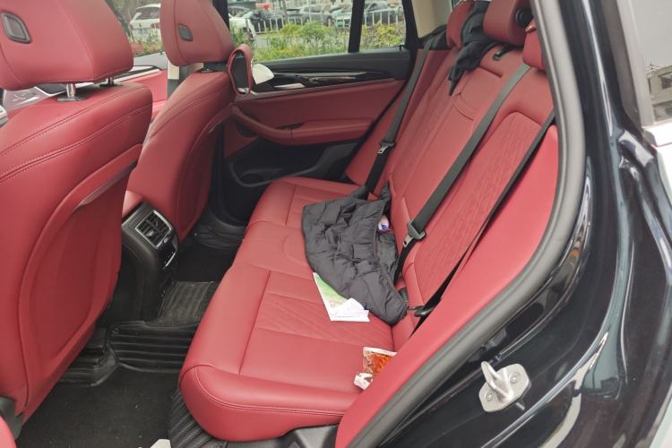 Used BMW X3 2023 xDrive25i M Sport Package Left Rear Seat