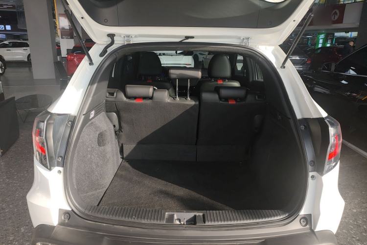 Used Everus VE-1 2021 S Pirelli Edition
