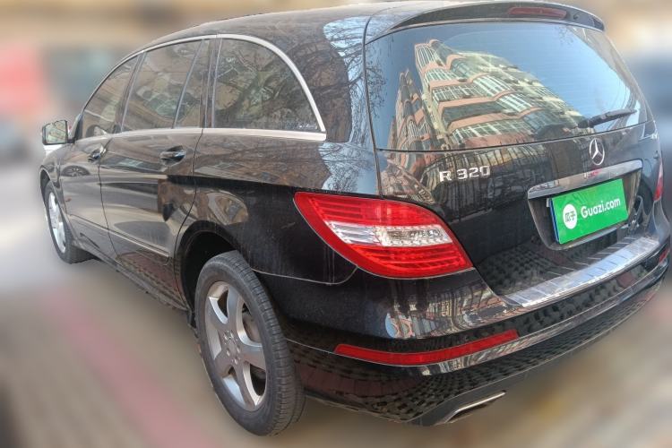 Used Mercedes-Benz R-Class 2014 R 320 4MATIC Luxury Model