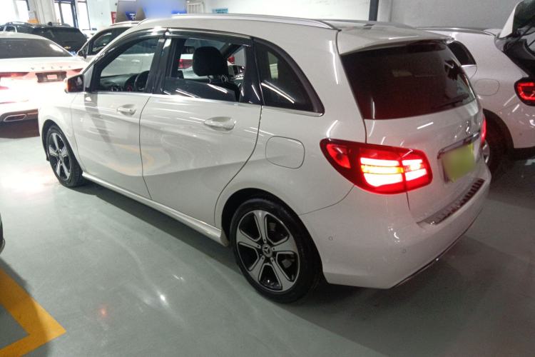 Used Mercedes-Benz B-Class 2018 B 200 Fashion Model