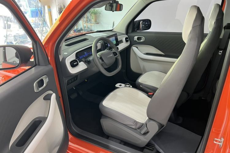 Used Geely Galaxy Panda 2025 210km Panda Rider Interior 2