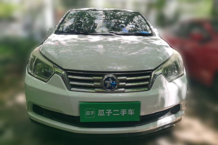 Used Venucia D50 2013 1.6L Automatic Fashion Edition Front