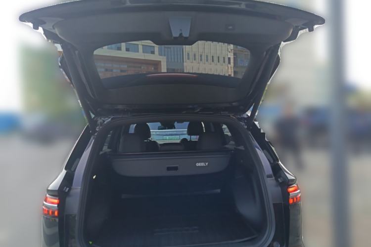 Used Geely Auto Monjaro L 2024 2.0TD DCT EVO Two-Wheel Drive Long-Range Version Trunk