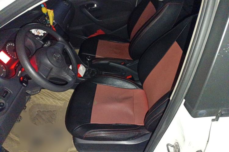 Used Volkswagen Polo 2013 1.4L Manual Fashion Edition