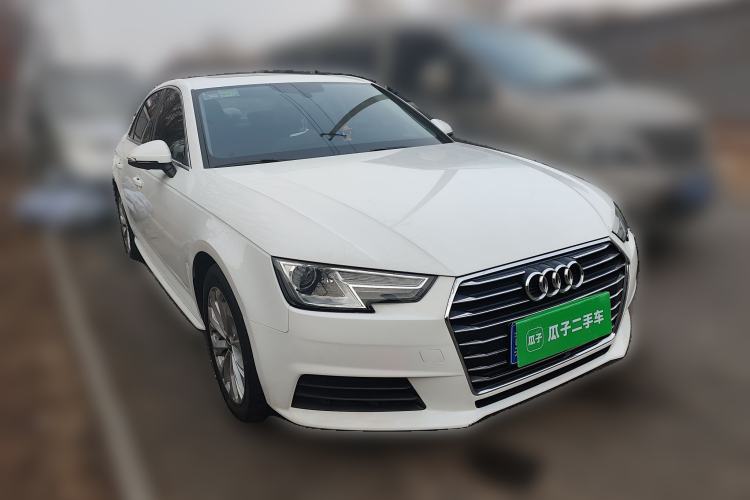 Used Audi A4L 2017 Plus 40 TFSI Ambition Model
