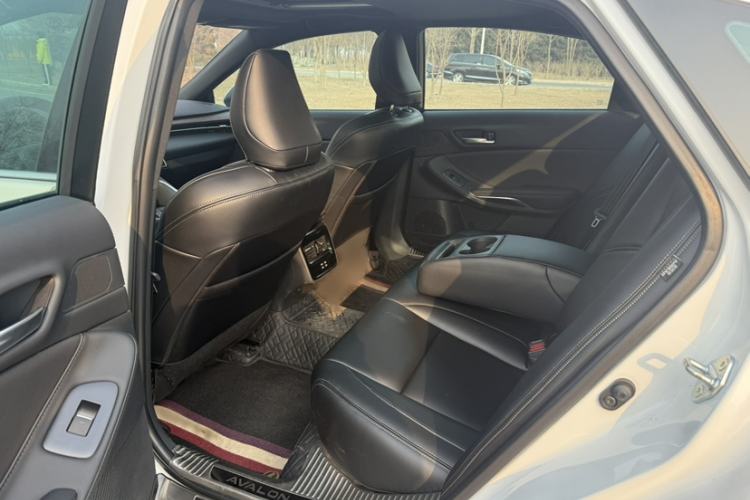 Used Toyota Avalon 2024 2.0L Ambition Edition Interior 3