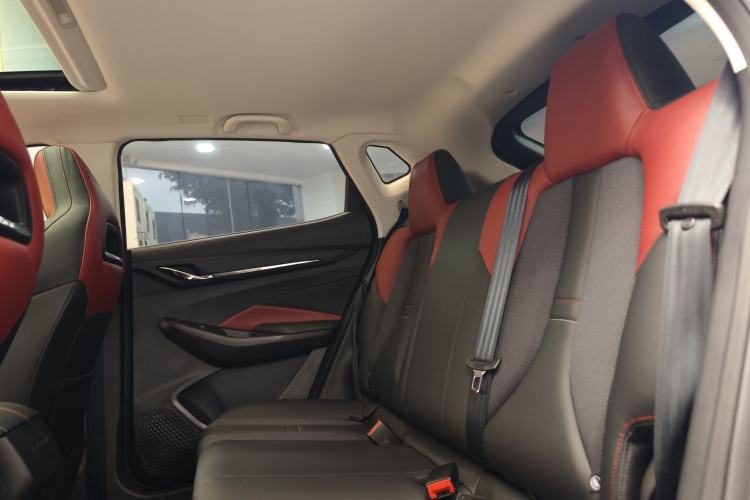 Used CHANGAN OSHAN X5 2021 1.5T DCT Luxury Edition Interior 9