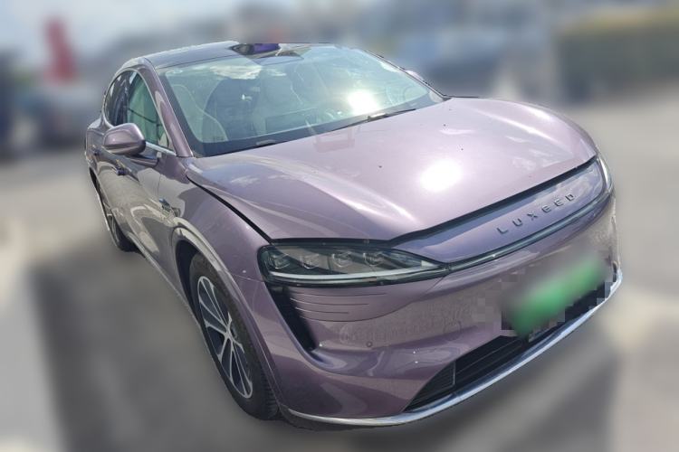 Used Hima Luxeed R7 2024 All-Electric 736 km Ultra Front Right 45 Deg