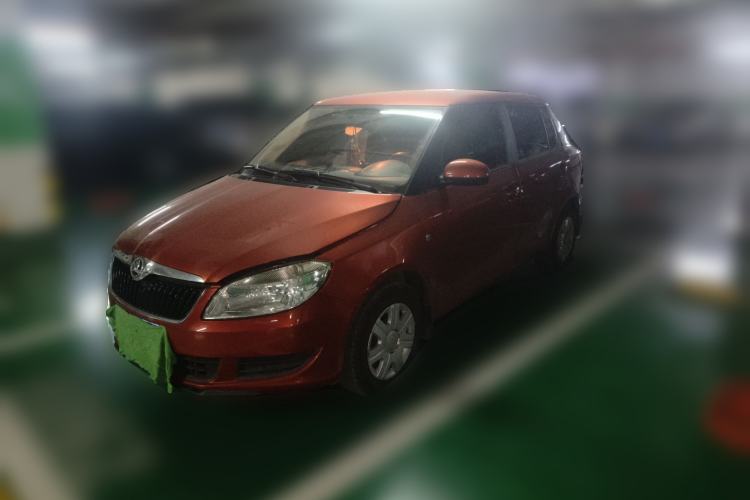 Used Skoda Fabia 2014 1.4L Automatic Crystal Edition