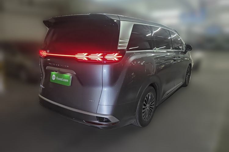 Used Denza D9 2024 DM-i 970 Luxury Model