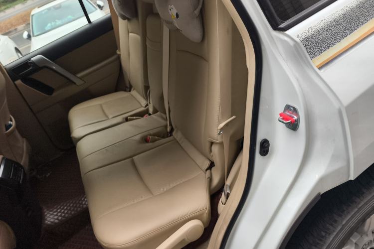 Used Toyota Prado 2013 2.7L Automatic Parallel Import