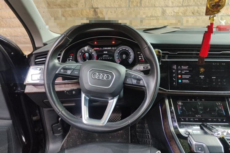 Used Audi Q7 2022 45 TFSI quattro S line Sport Edition Steering Wheel