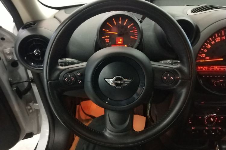 Used MINI Countryman 2016 1.6T COOPER ALL4 Fun Equipment Enthusiast Steering Wheel